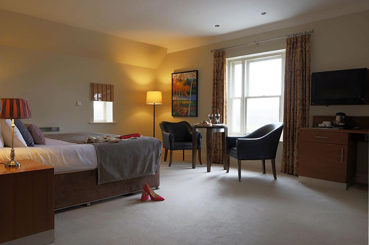 Westport Country Lodge Hotel Exterior foto